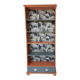 Wooden bookcase shelf