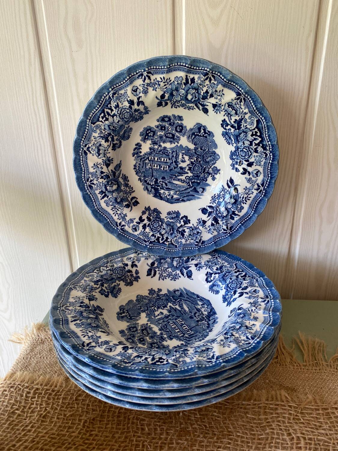 6 Churchill soup plates