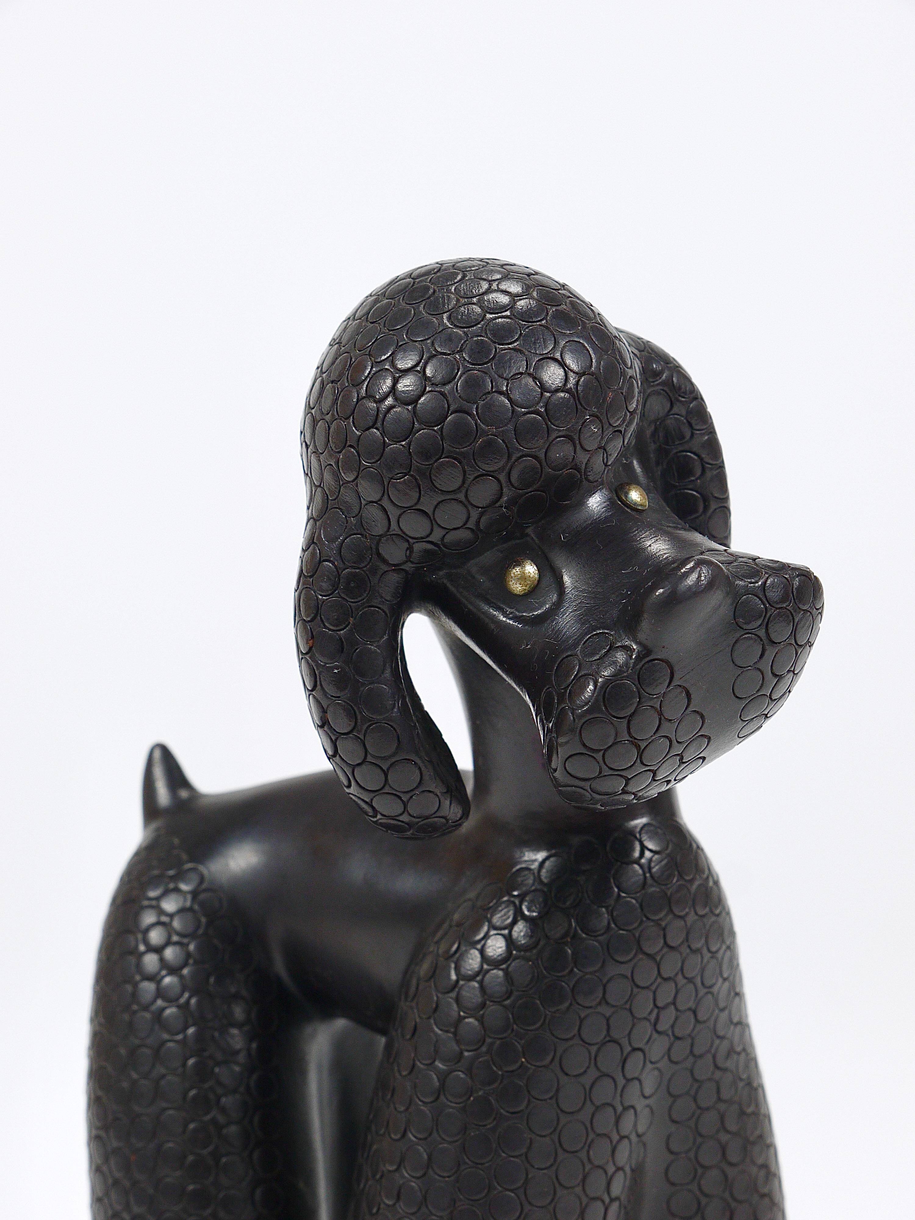 Charming figurine sculpture of a poodle dog by Leopold Anzengruber, Austria, 1950s.
