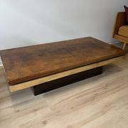 Table basse loupe d'orme et laiton 70' Roche Bobois