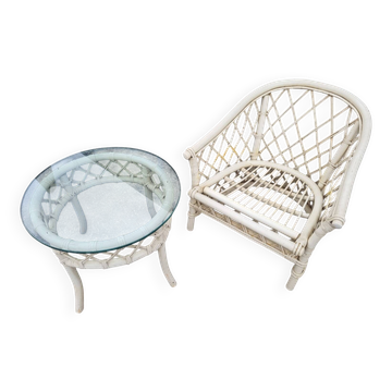 Fauteuil et table rotin