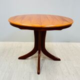 Extending table to 136 cm