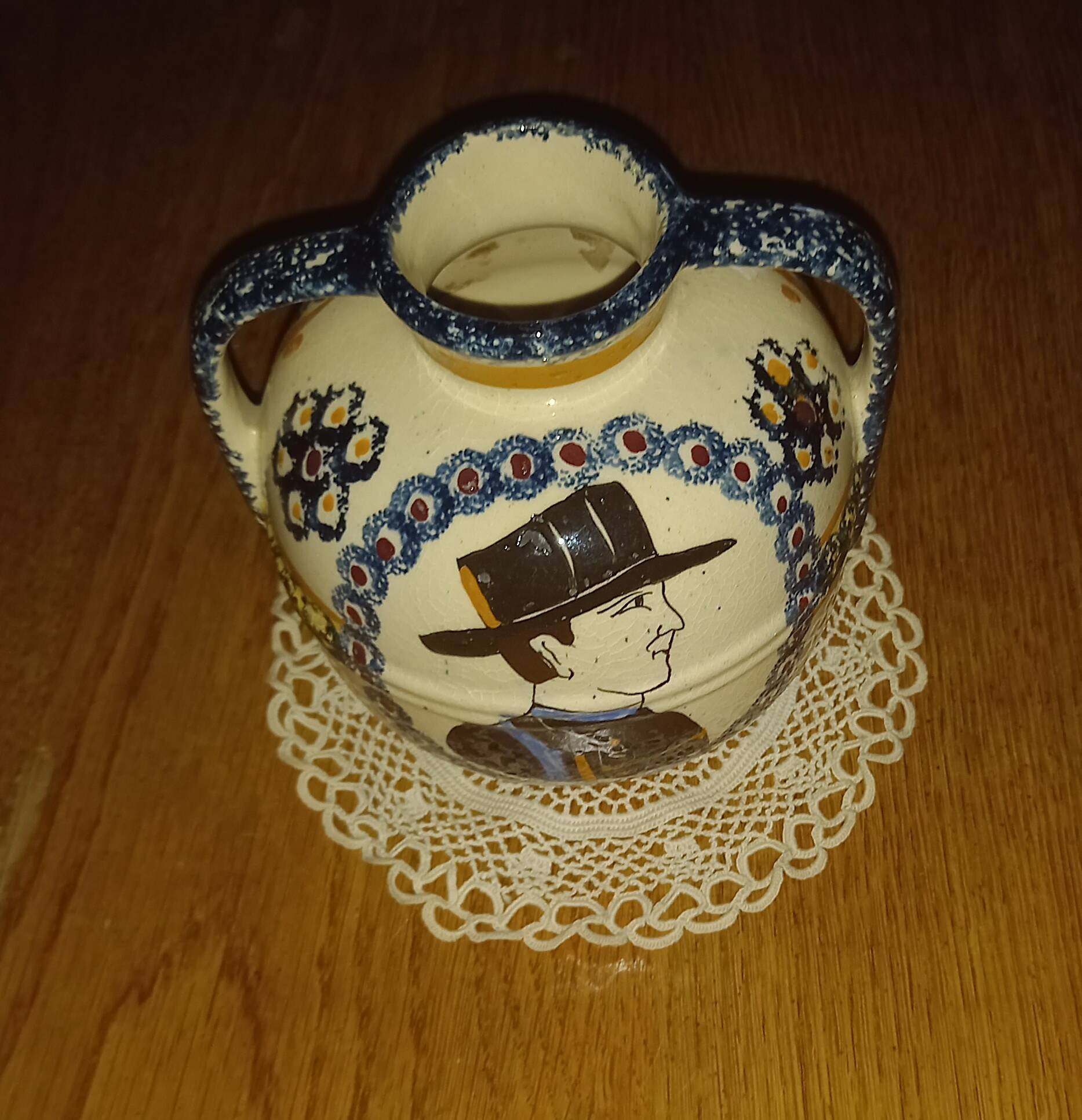 Henriot quimper round vase with handles - approximately 15.5x15cm.
