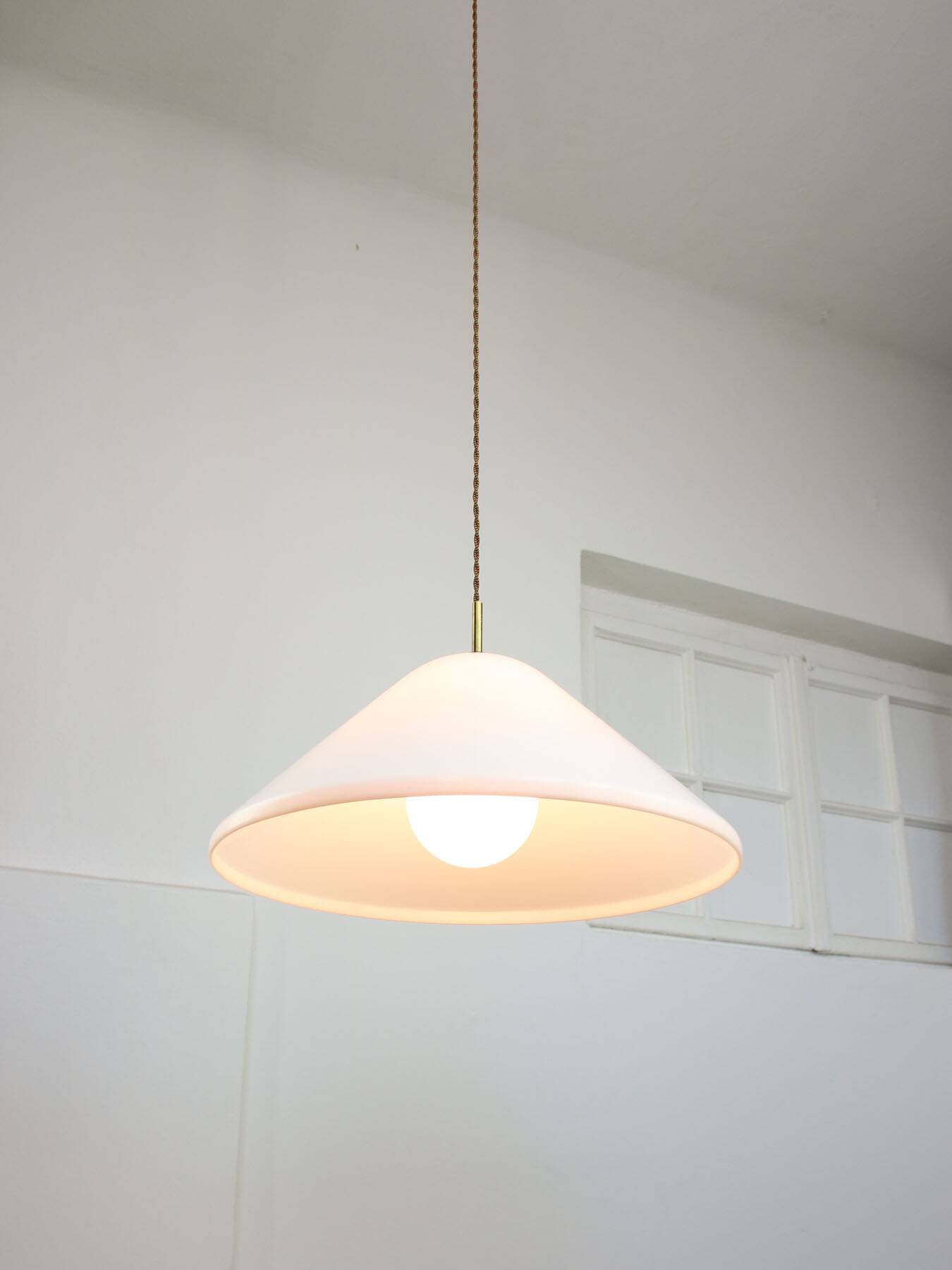 Elpis Pendant by Luigi Massoni for Guzzini in Plexiglass & Brass, 1970s