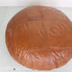 Pouf en cuir de couleur cognac 1960