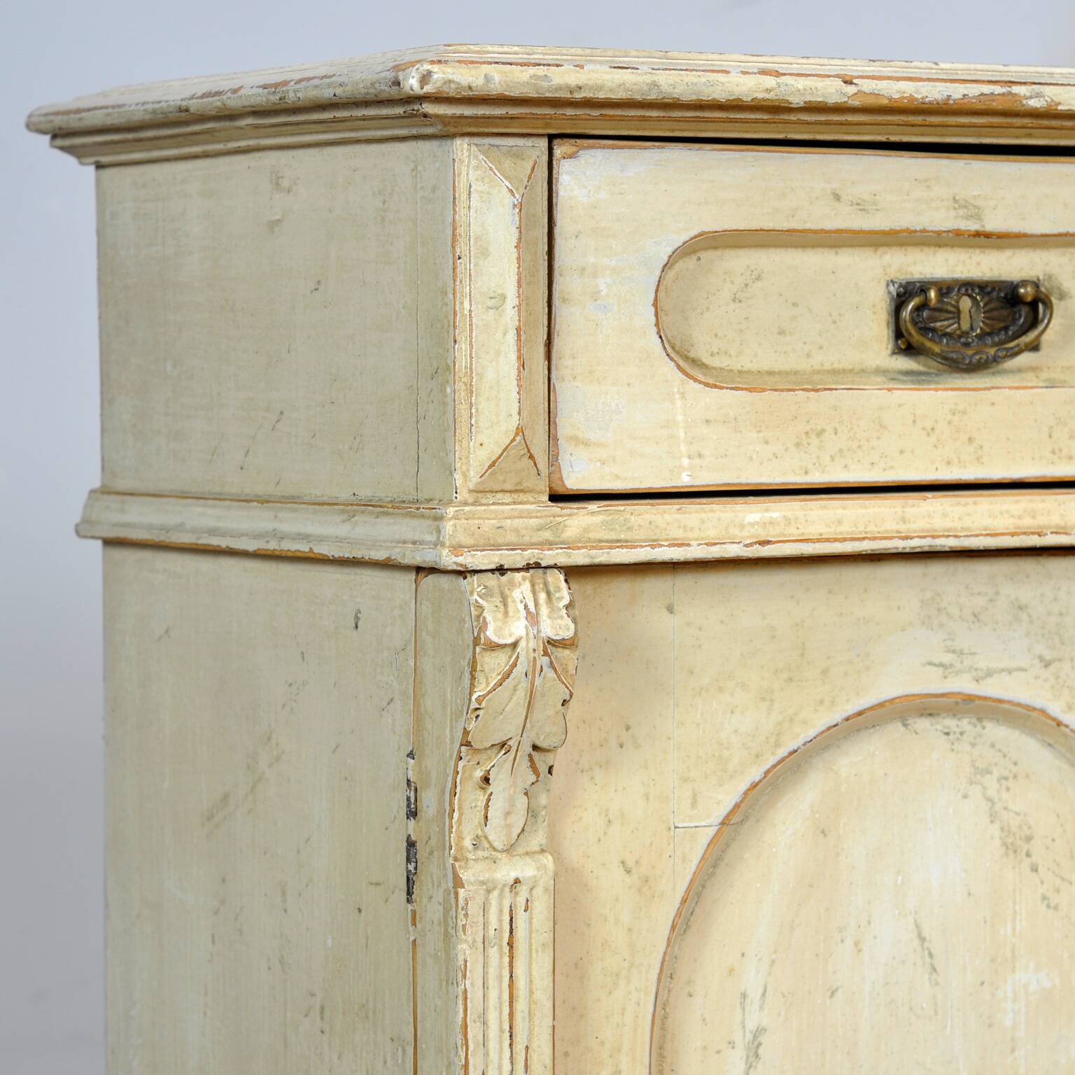 Pine dresser, 1910’s