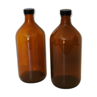 Amber pharmacy bottles 60s