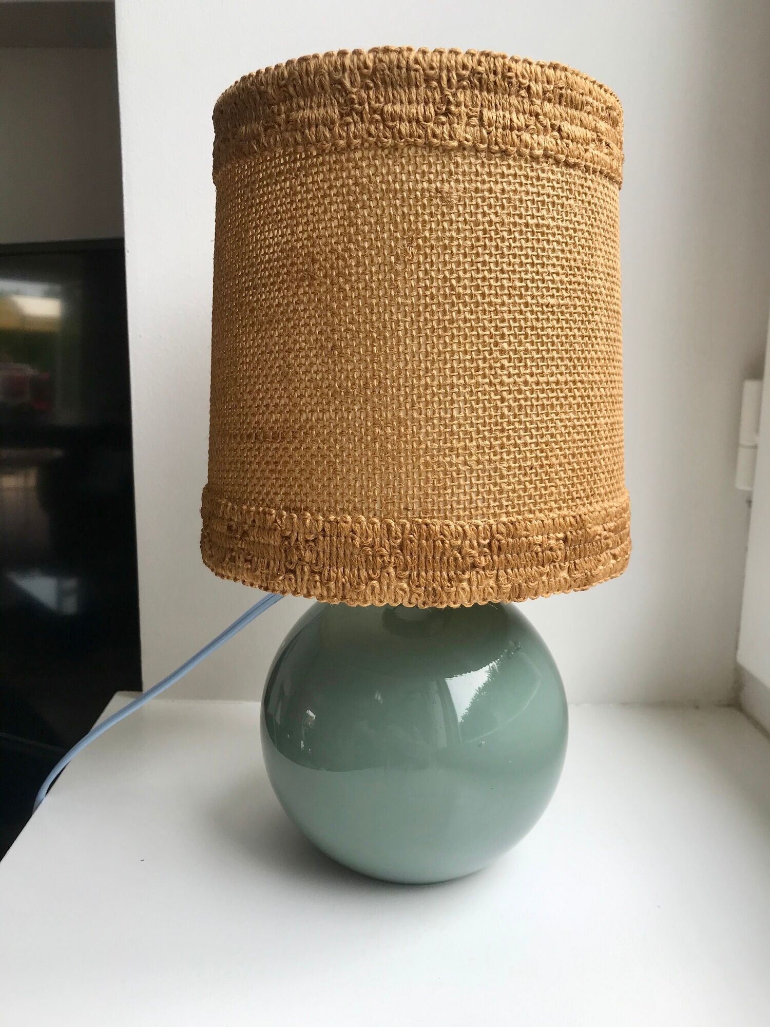 Table lamp with feet in water green opaline and woven lampshade 60s-70s