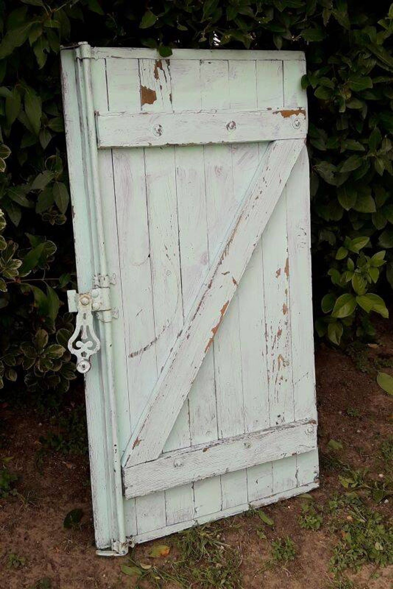 Volet ancien en bois