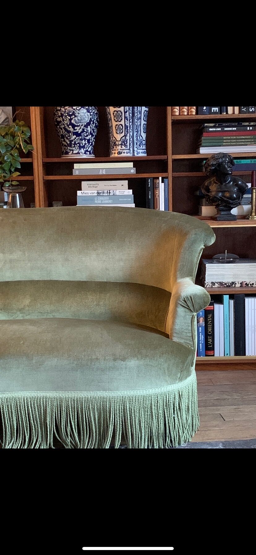Green velvet toad sofa