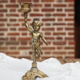 2 bougeoirs anciens chérubin en laiton