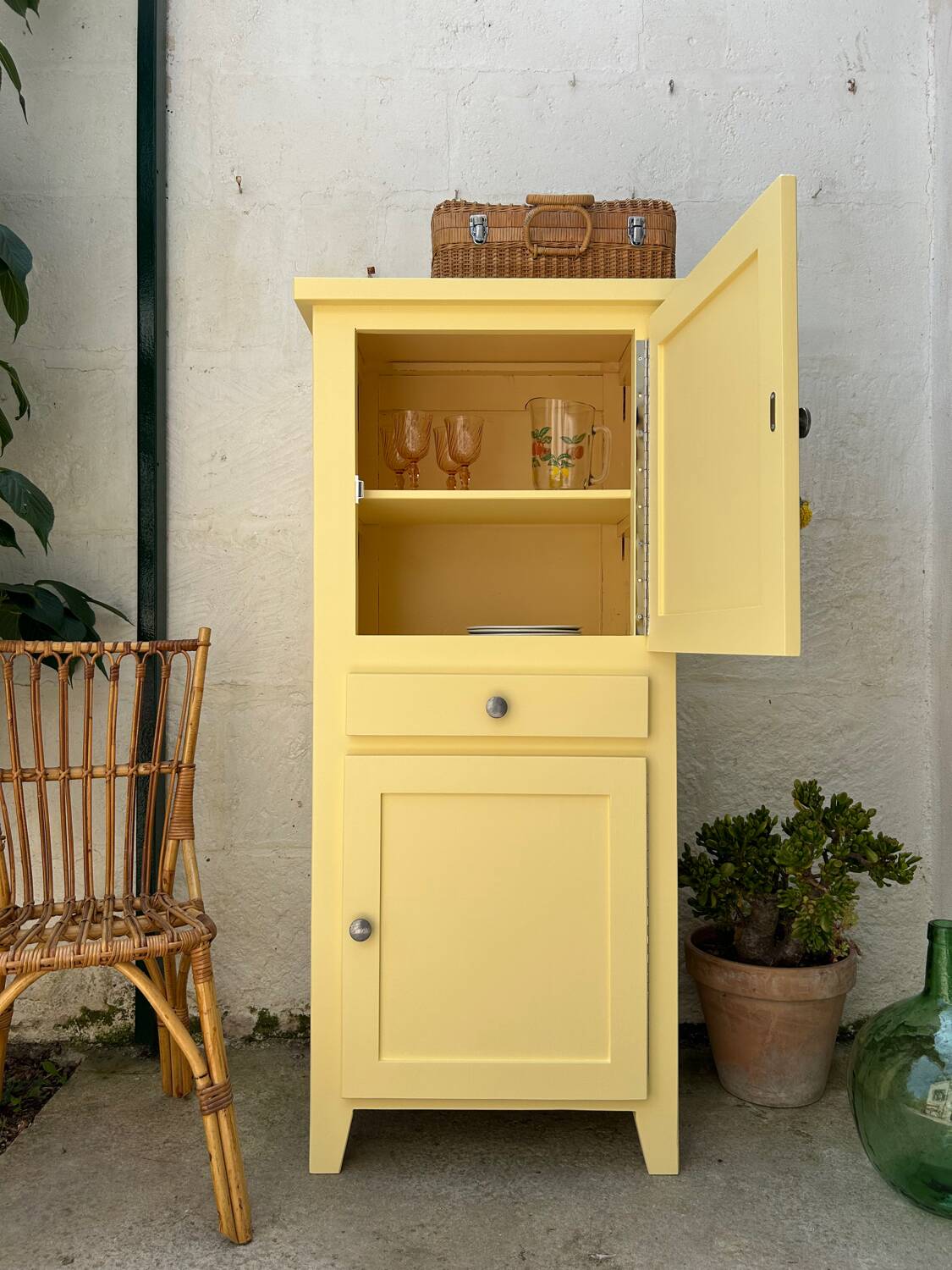 Buffet haut en bois peint (rénové)