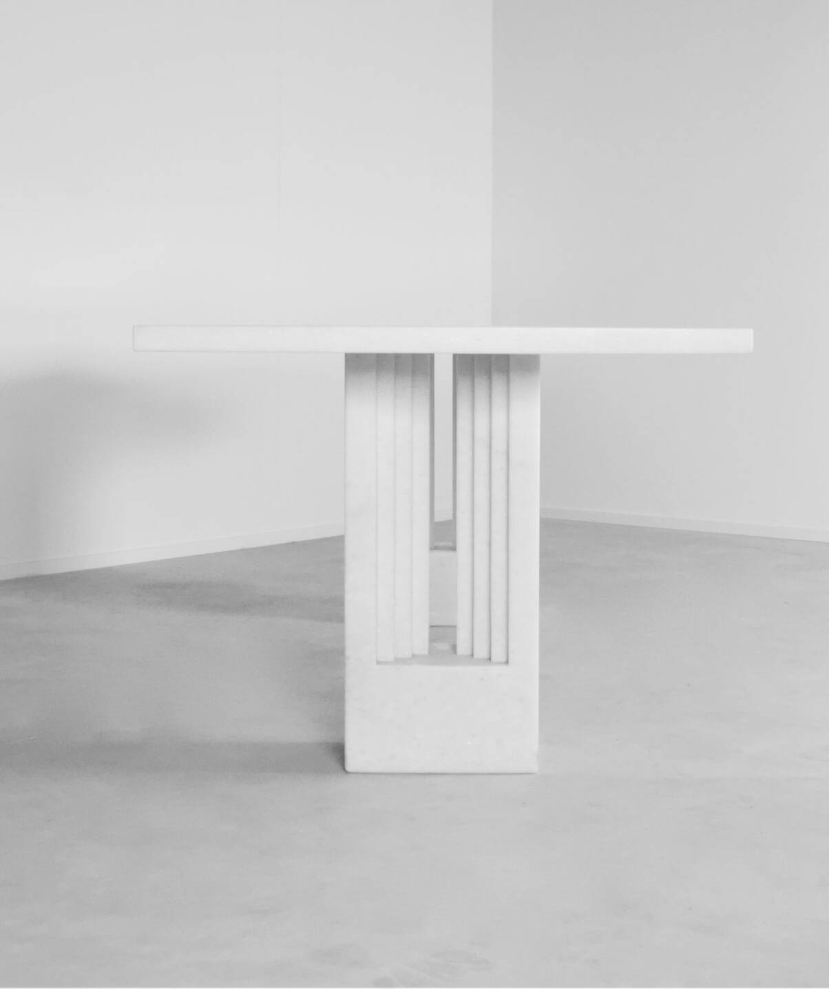 Carlo Scarpa Delfi dining table in white marble