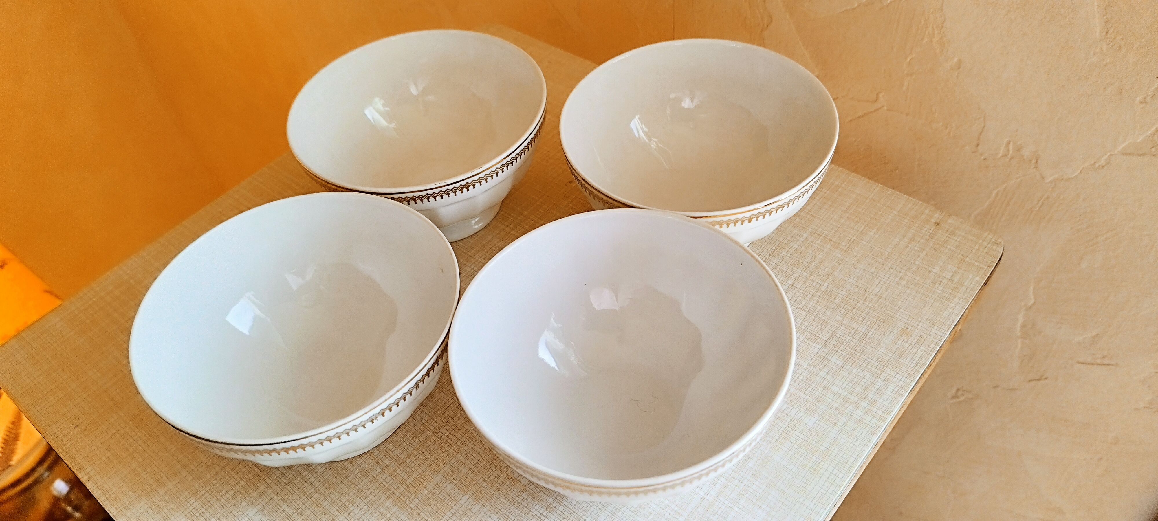 Set of 4 white porcelain bowls