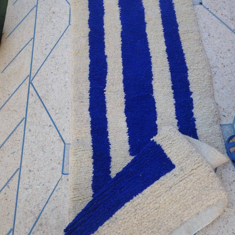 Handmade runner rug 300cm x 75cm