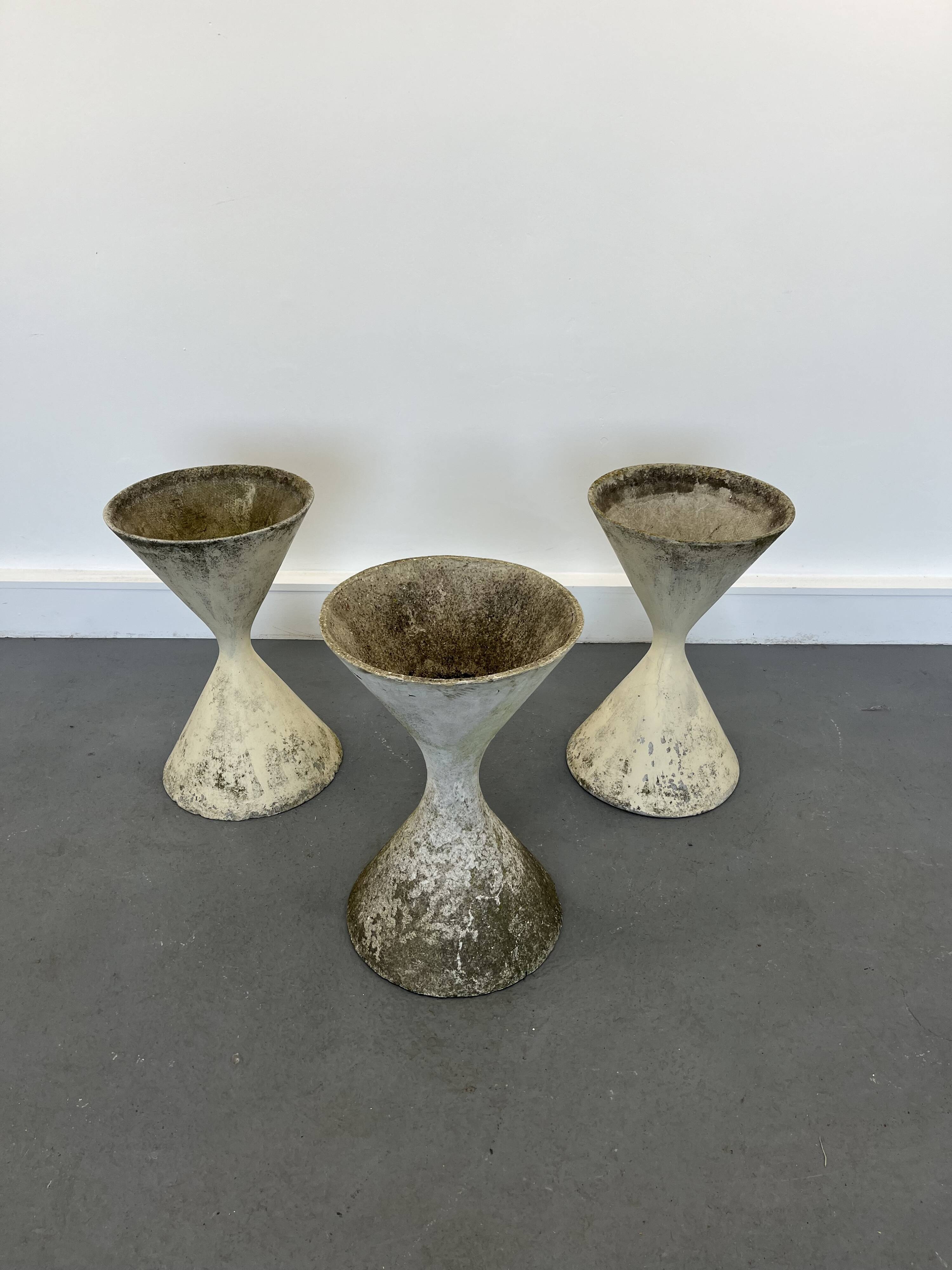 3 planters design Anton Bee assisted by Guhl edition Eternit 1958