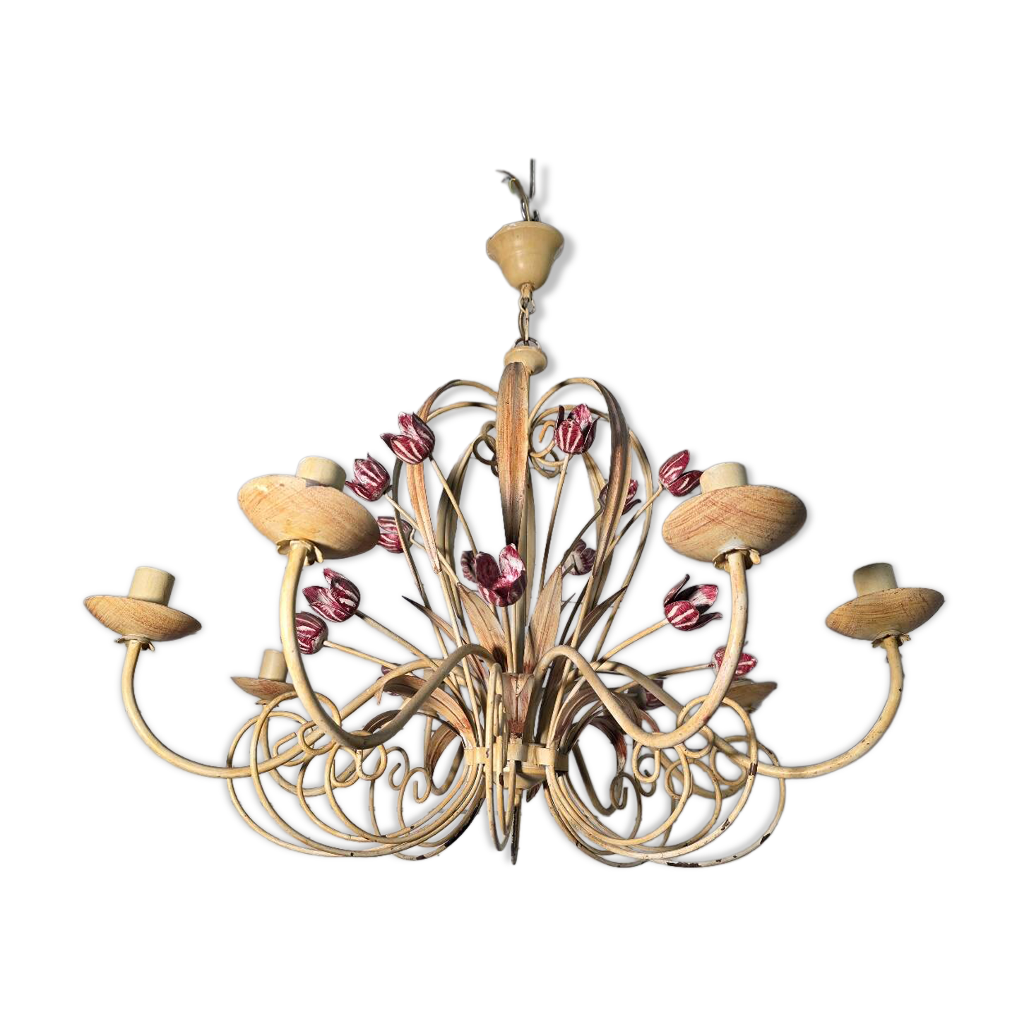 Wrought iron chandelier in Florentine style from the 1970s.