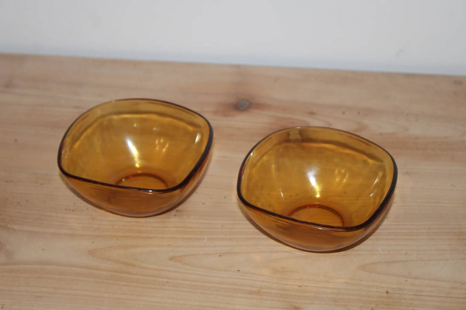 Set of 2 vintage amber glass ramekins – 1970s – Made in France