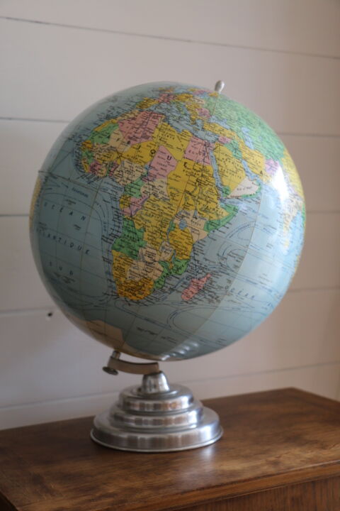 Globe terrestre girard et barrere 1960