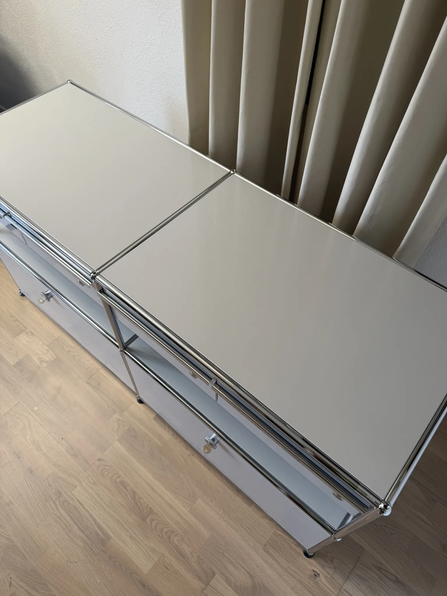 USM Haller Commode in Light Grey