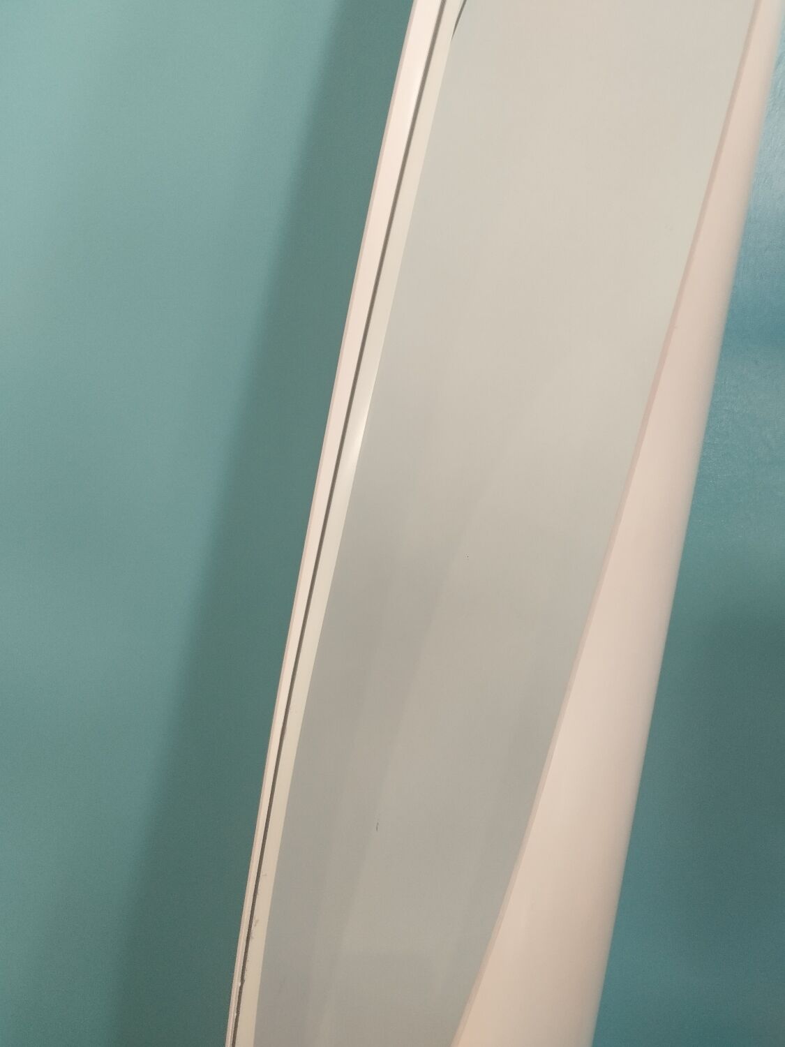 Large mirror lipstick design