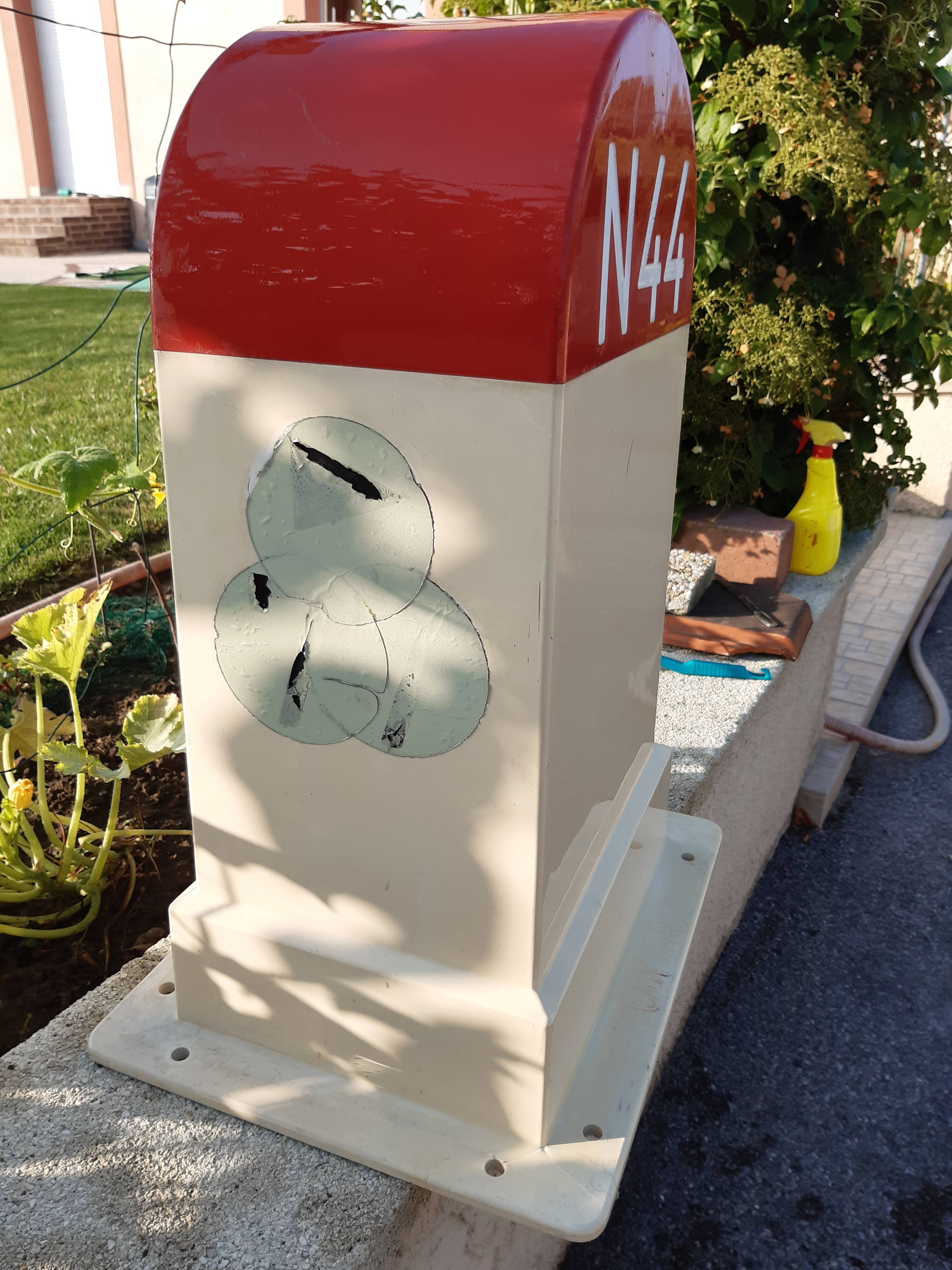 Polyester kilometre terminal