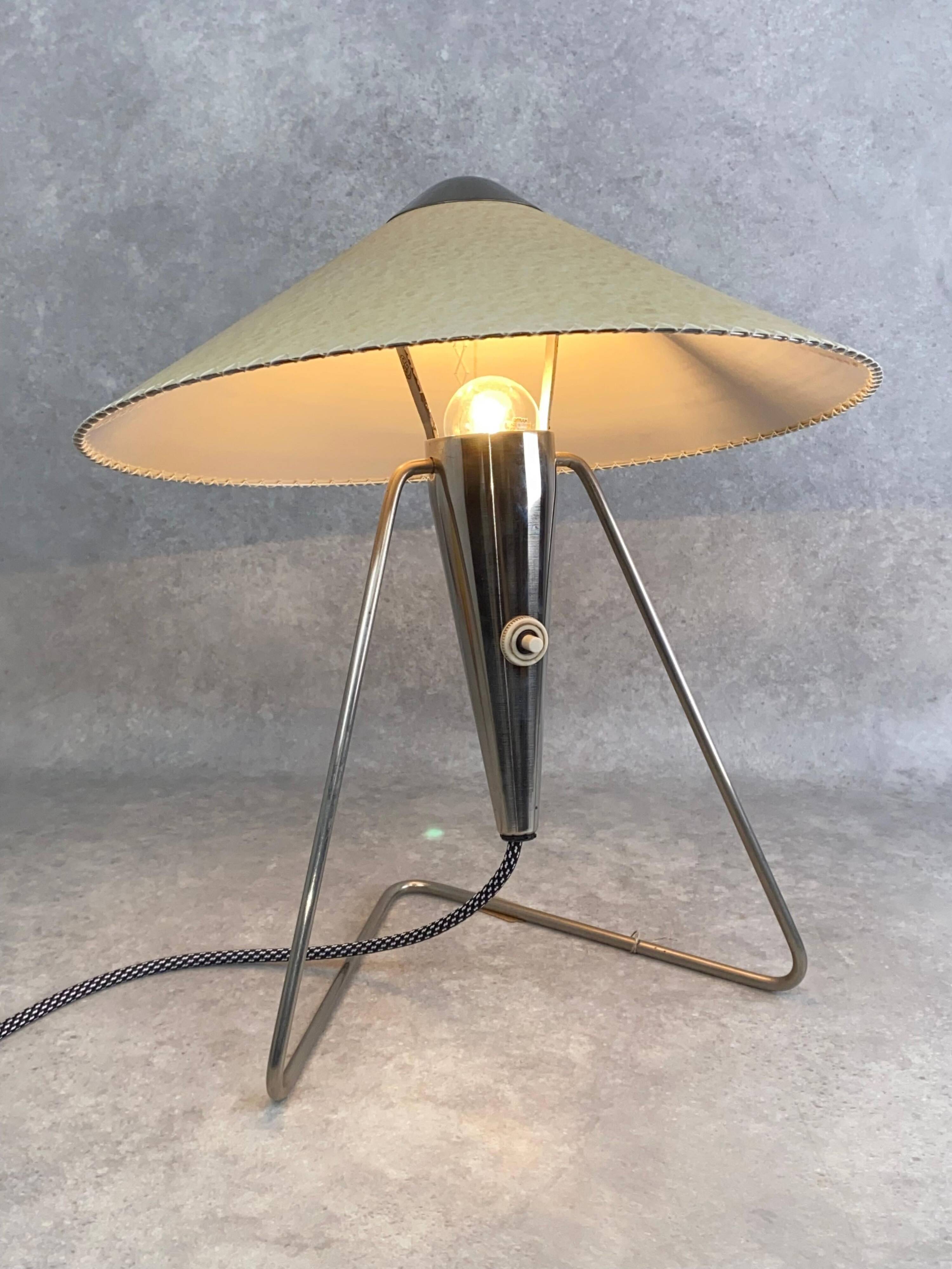 Chinese desk lamp by Helena Frantová