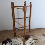 Towel holder