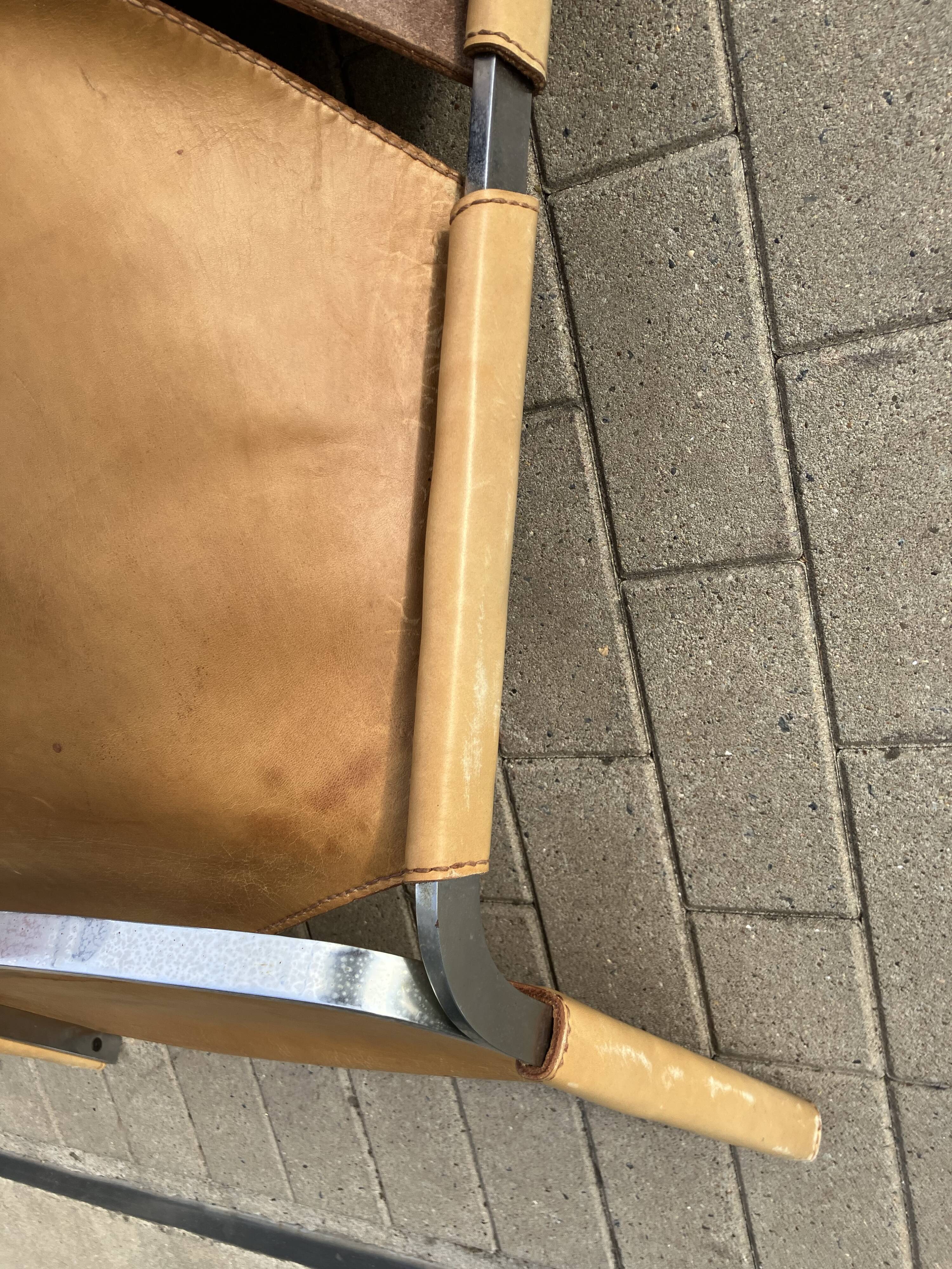 Artifort F444 van Pierre Paulin, natural camel leather