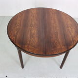 Scandinavian Modern Extendable Oval/Round Dinning Table, 1960, Denmark