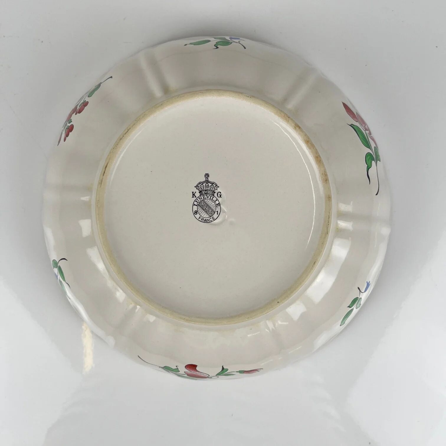 Small salad bowl, lamp model by KG Lunéville, tulip pattern.
