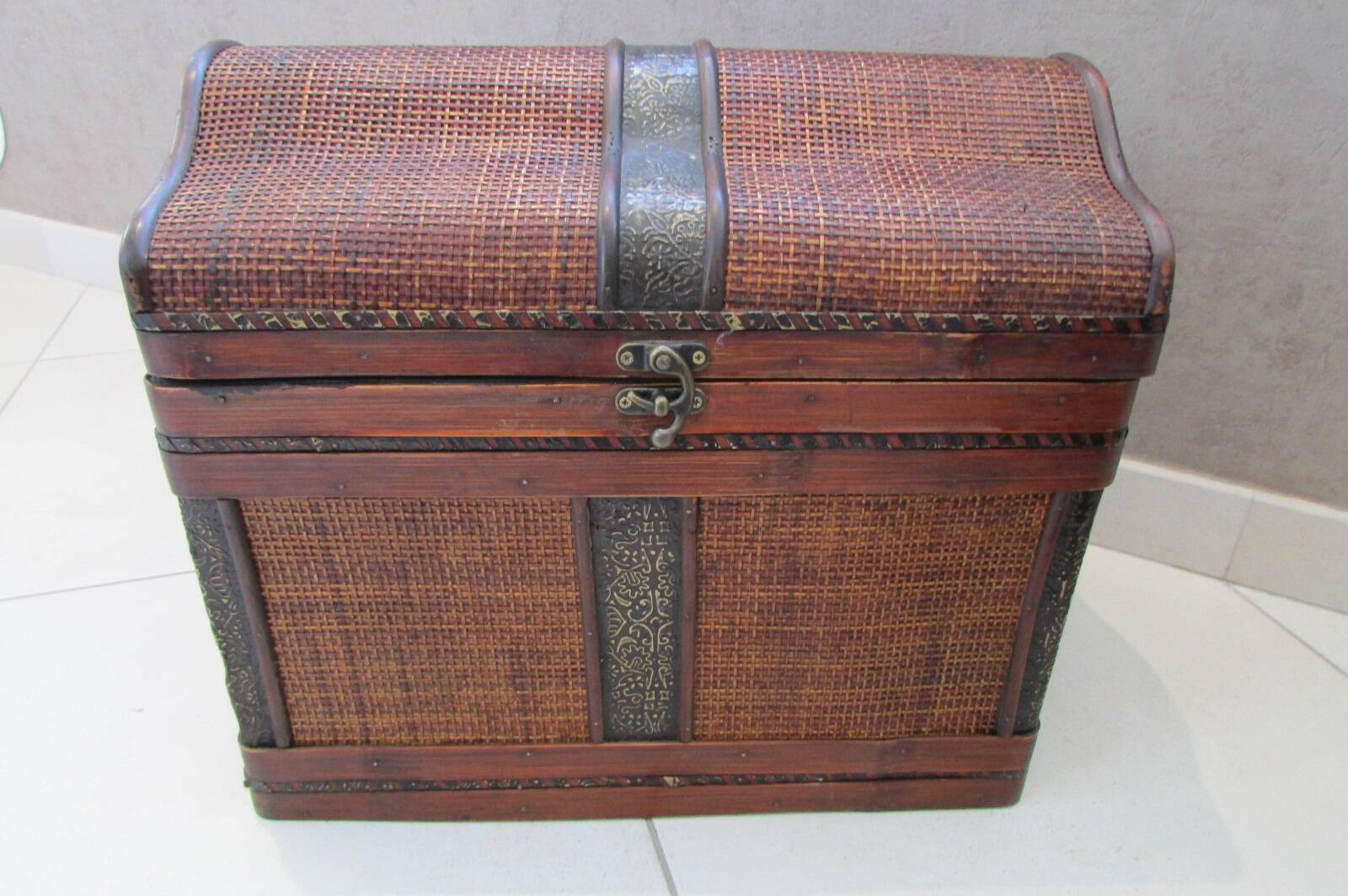Pair of chests, storage, decoration