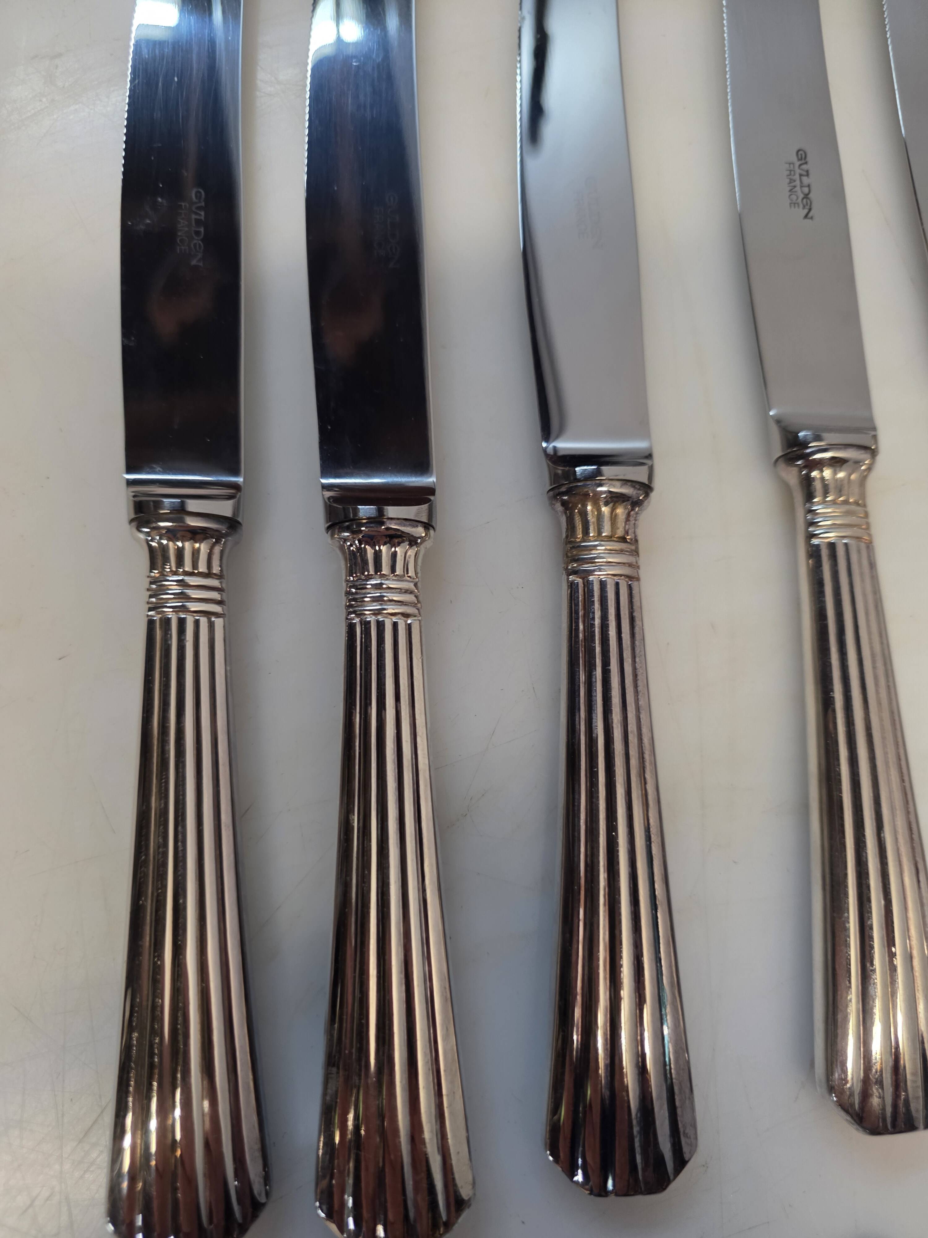 12 silver-plated knives – Gulden France