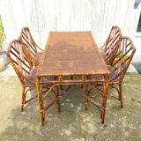 Ensemble table et chaises en rotin