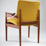 Chair 192 by Finn Jul