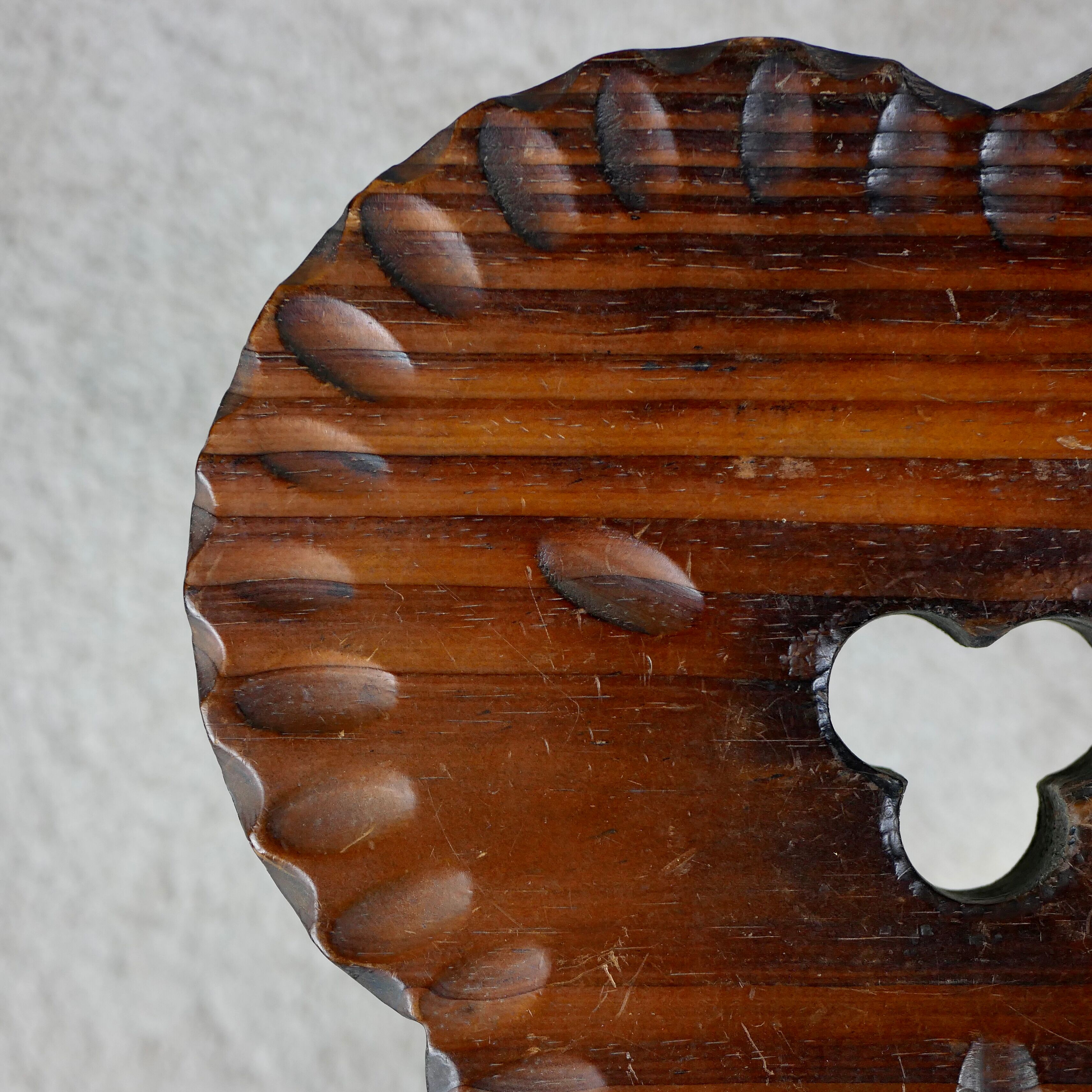 Paire de tabourets en bois, art populaire espagnol