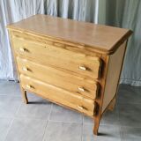 Vintage chest of drawers