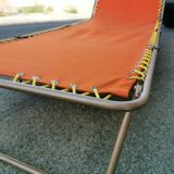 Lit de camp vintage