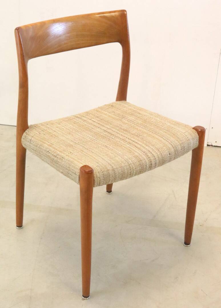 Suite de 6 chaises Niels O Möller modèle 77' Dukkerup