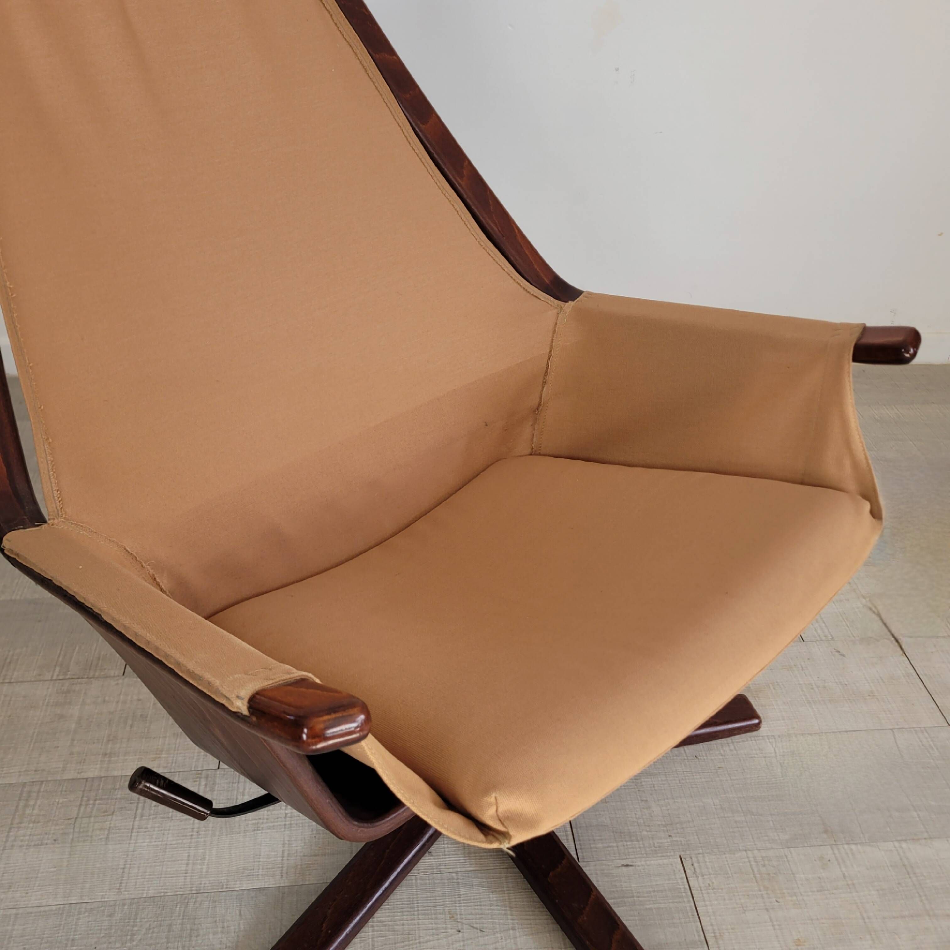 Vintage Göte Mobler 1960s swivel and reclining lounge chair