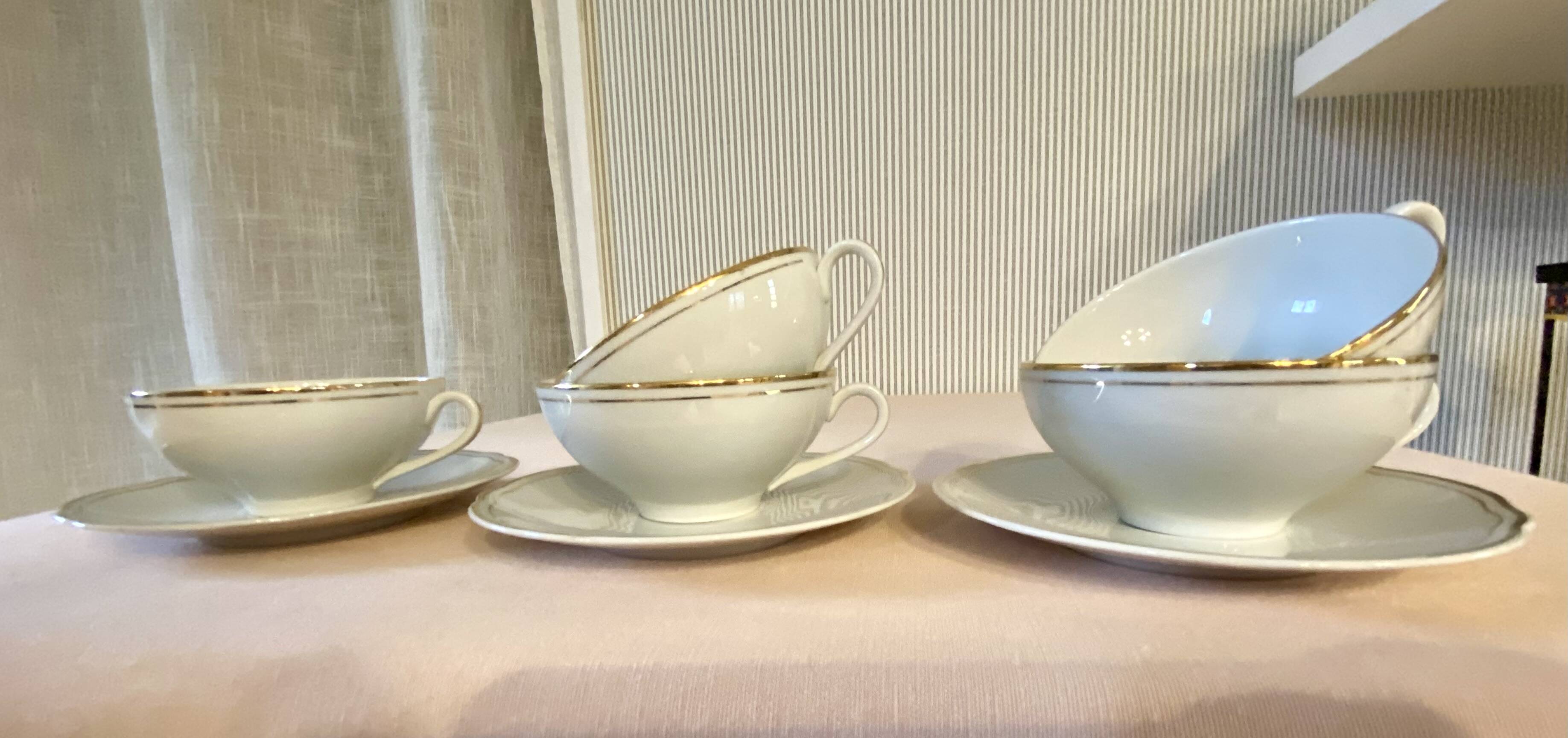 Tea cups