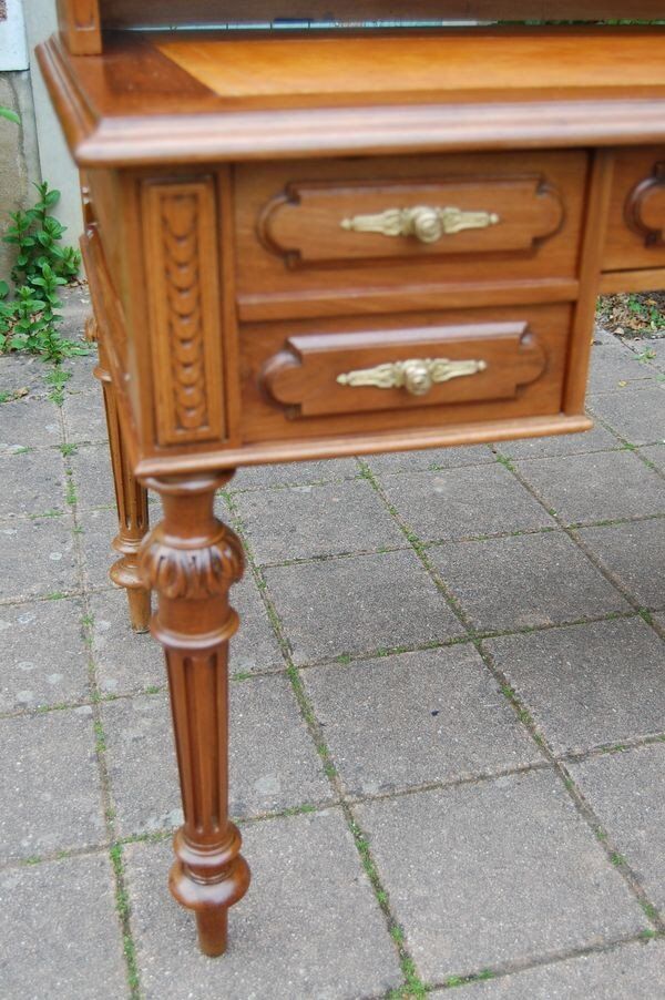 Napoleon III period tiered walnut desk from the 19th century