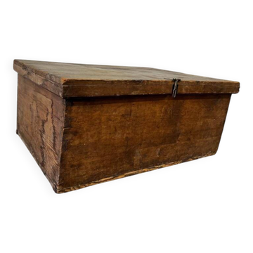 Coffre en bois vintage / table d'appoint / table basse