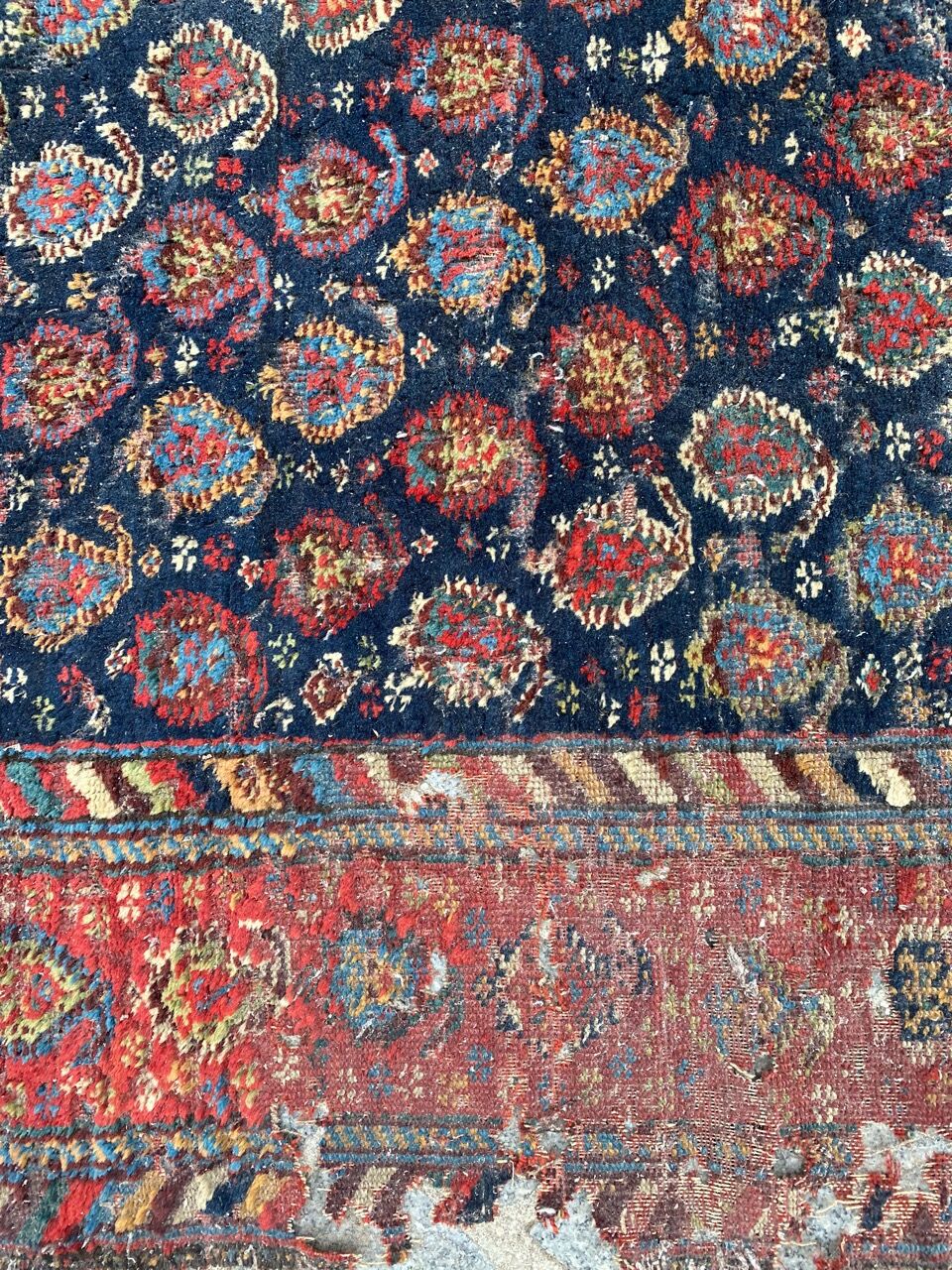 Pretty old Persian carpet of ghashghai handmade 177x328 cm