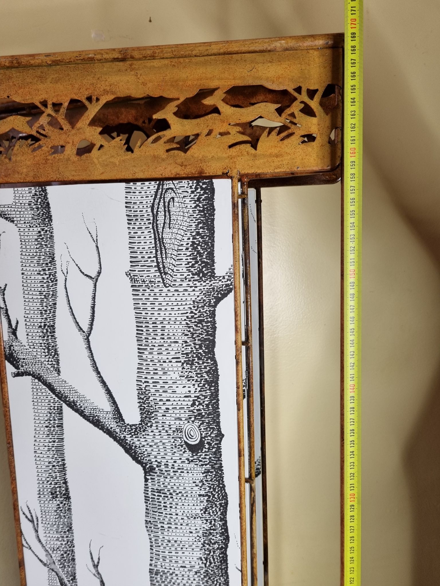 Old restyled metal screen, 3 shutters, 170 cm
