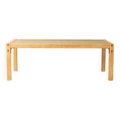 Table basse au caractère distinctif du système de profil Flötotto, années 1970.