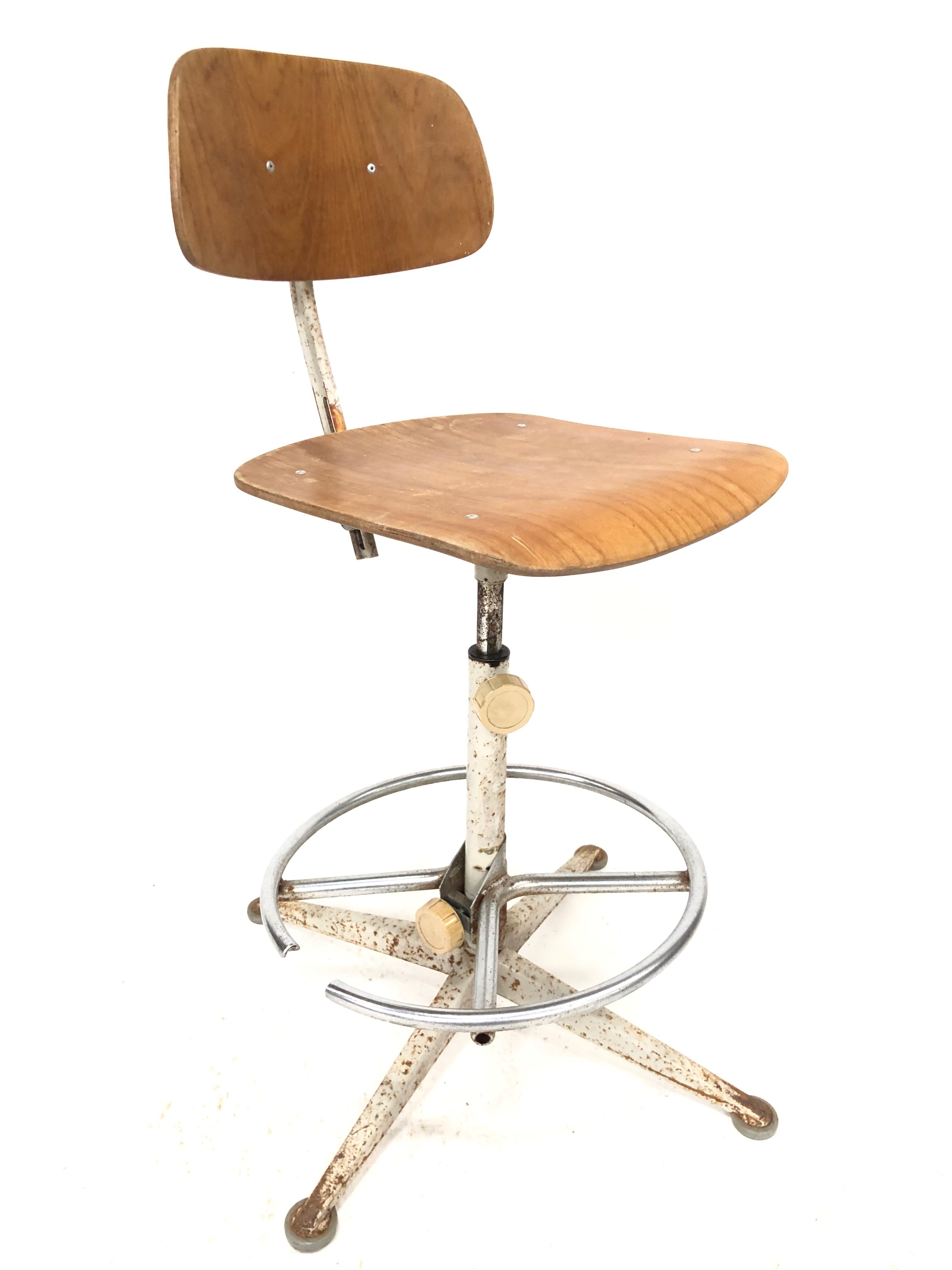 Chair by Friso Kramer for Ahrend Cirkel, 1973