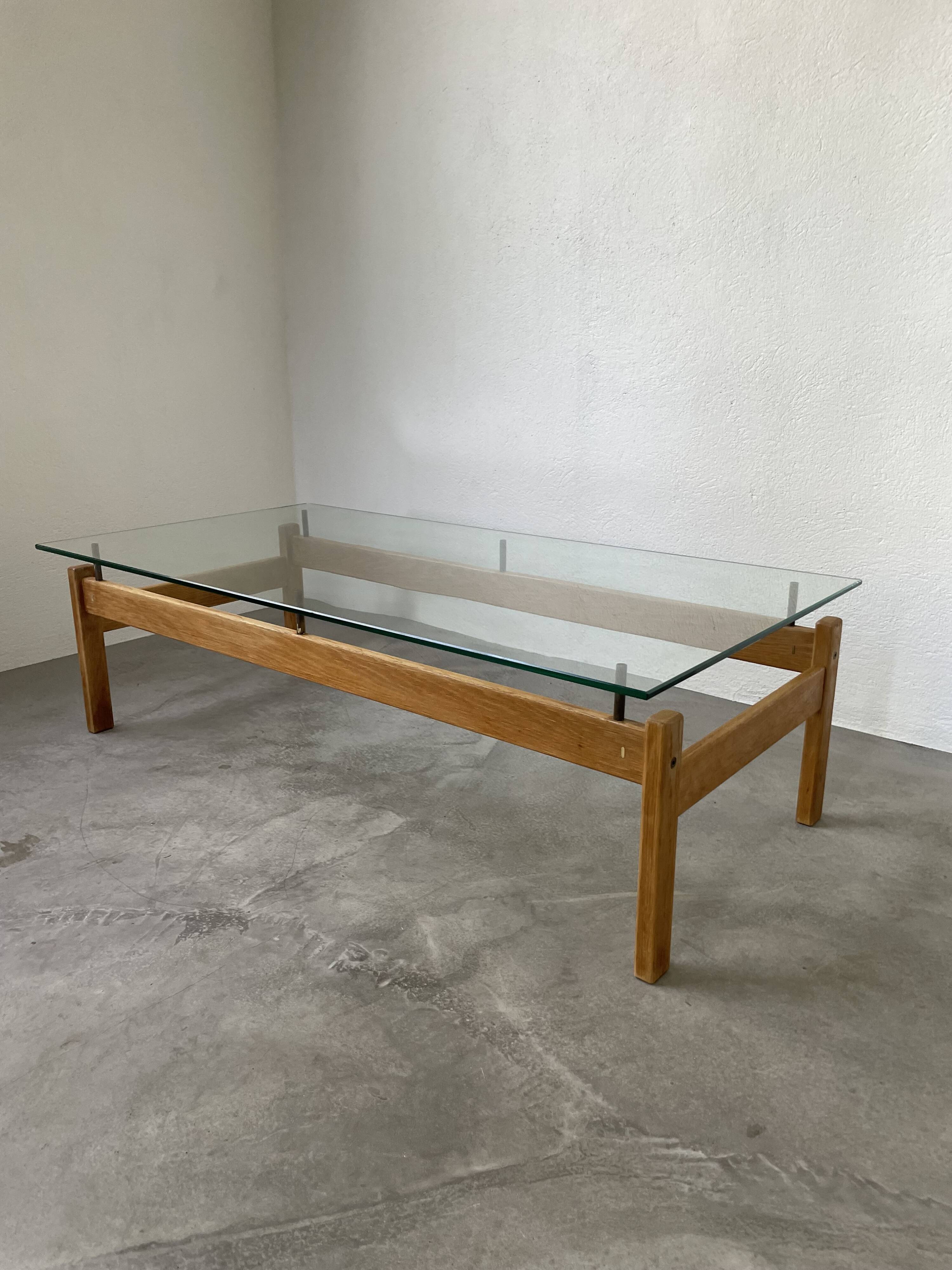 Table scandinave teck blond et verre 60