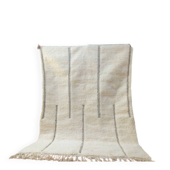 Handcrafted Beni Ouraine rug, size 200 x 300 cm