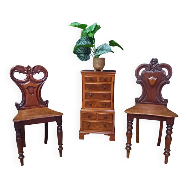 Commode Reprodux tallboy sur commode - commode